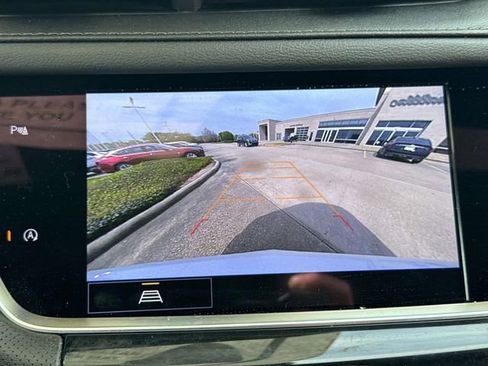 Used 2024 Cadillac XT6 Luxury AWD/4WD image 26