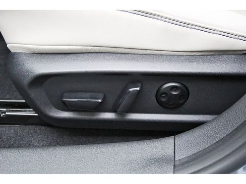 New 2026 Nissan Sentra SL w/ Floor Mat Package FWD image 25