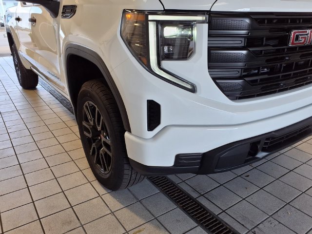 Used 2026 GMC Sierra 1500 Pro w/ Graphite Edition AWD/4WD image 26