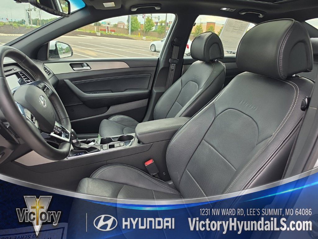 Used 2017 Hyundai Sonata Limited 2.0T FWD image 10