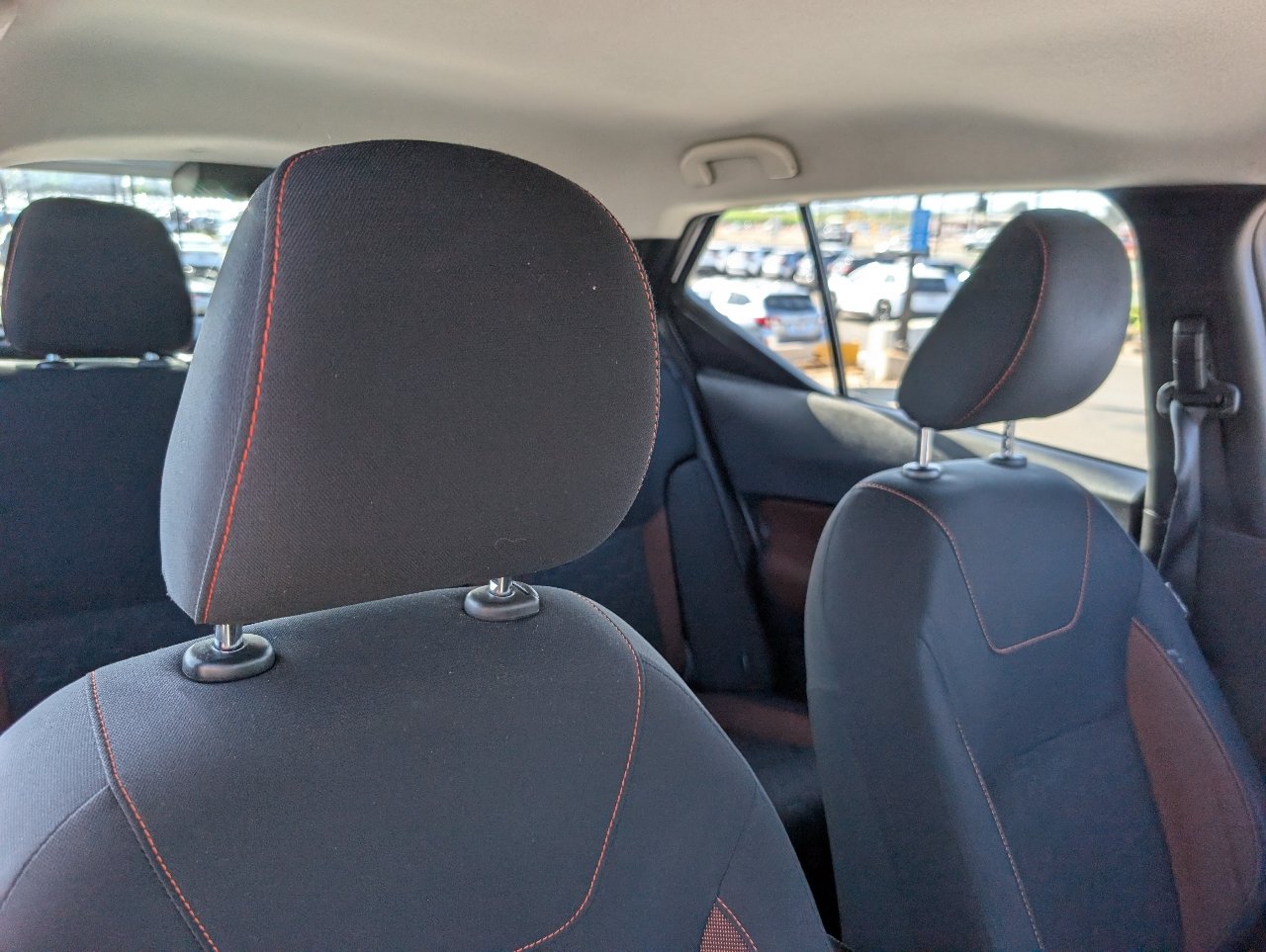 Used 2023 Nissan Kicks SR FWD image 3