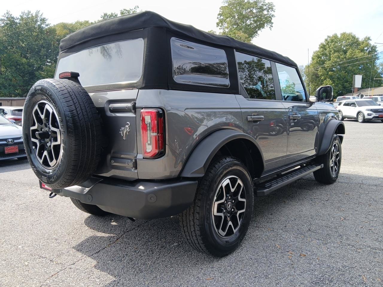 Used 2023 Ford Bronco Outer Banks AWD/4WD image 6