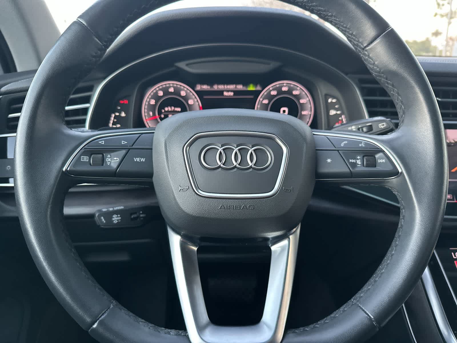 Used 2023 Audi Q7 3.0T Premium w/ Convenience Package AWD/4WD image 25