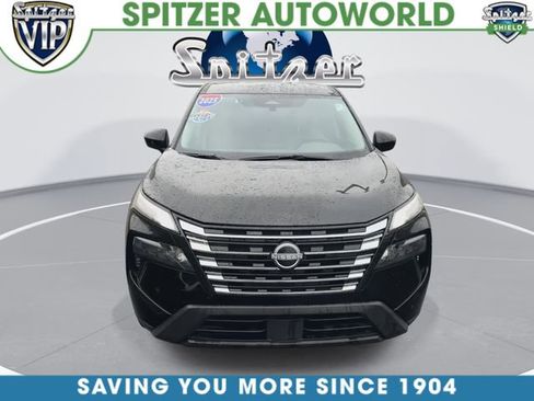 Used 2025 Nissan Rogue SV AWD/4WD image 3