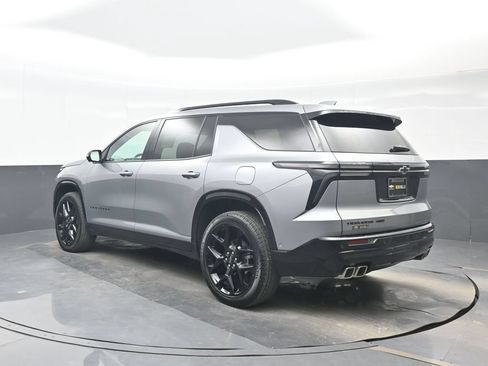 Used 2024 Chevrolet Traverse RS w/ LPO, Floor Liner Package AWD/4WD image 4