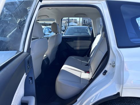 Used 2018 Subaru Forester 2.5i image 14