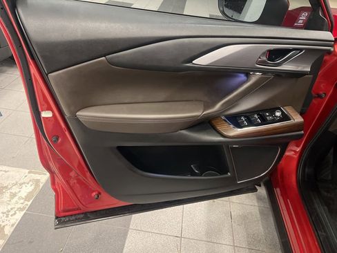 Used 2022 MAZDA CX-9 Signature image 15