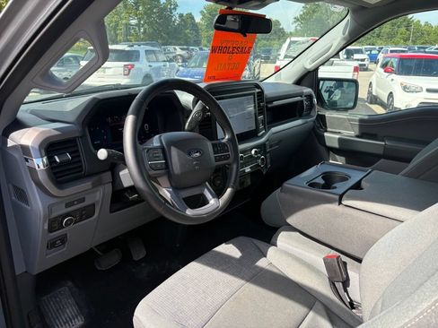 Used 2025 Ford F150 XLT w/ Equipment Group 301A Standard AWD/4WD image 7