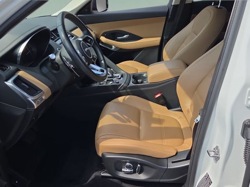 Used 2022 Jaguar E-PACE AWD/4WD image 9