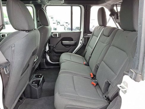 Certified 2020 Jeep Wrangler Unlimited Sport image 12