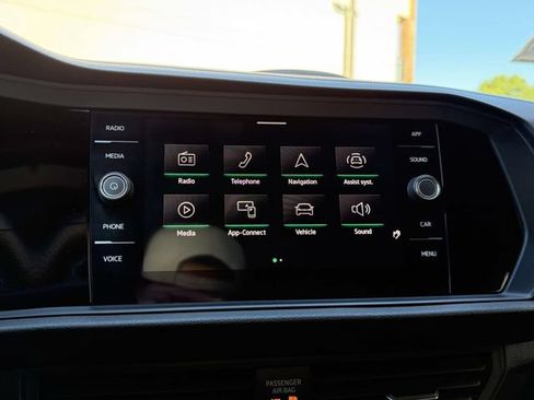 Certified 2022 Volkswagen Jetta GLI Autobahn w/ GLI Black Package FWD image 30