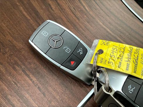 Used 2022 Mercedes-Benz GLC 300 4MATIC image 15