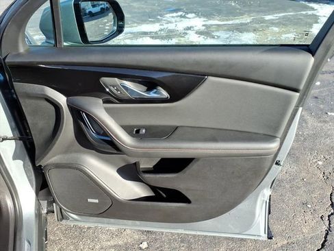 Used 2024 Chevrolet Blazer RS w/ Enhanced Convenience Package image 26