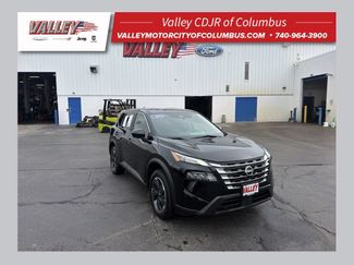 Used 2024 Nissan Rogue SV AWD/4WD video 1