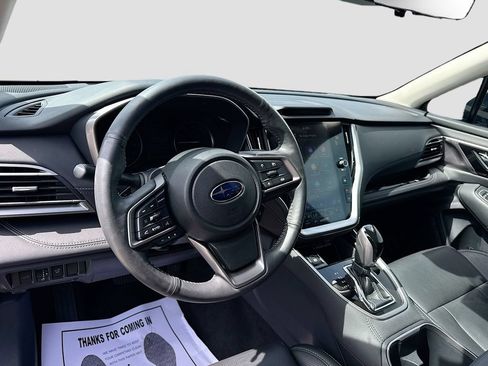 Used 2023 Subaru Outback Touring AWD/4WD image 9