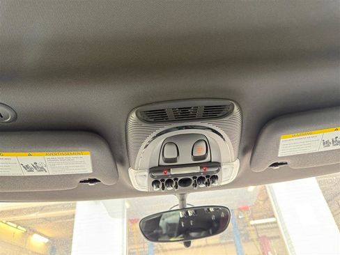 Used 2016 MINI Cooper S w/ Wired Package image 28