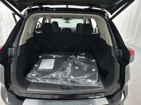 New 2026 Nissan Rogue SV w/ Cold Weather Package AWD/4WD image 15