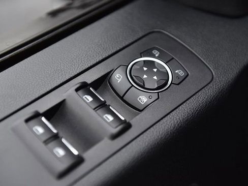 Used 2015 Ford F150 Lariat image 11