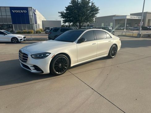 Used 2023 Mercedes-Benz S 580 4MATIC Sedan image 4