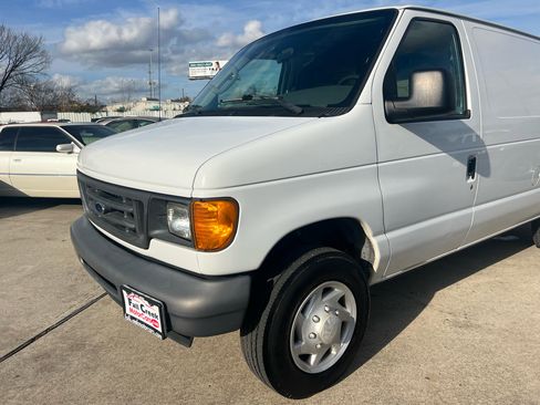 Used 2007 Ford E-150 and Econoline 150 image 11