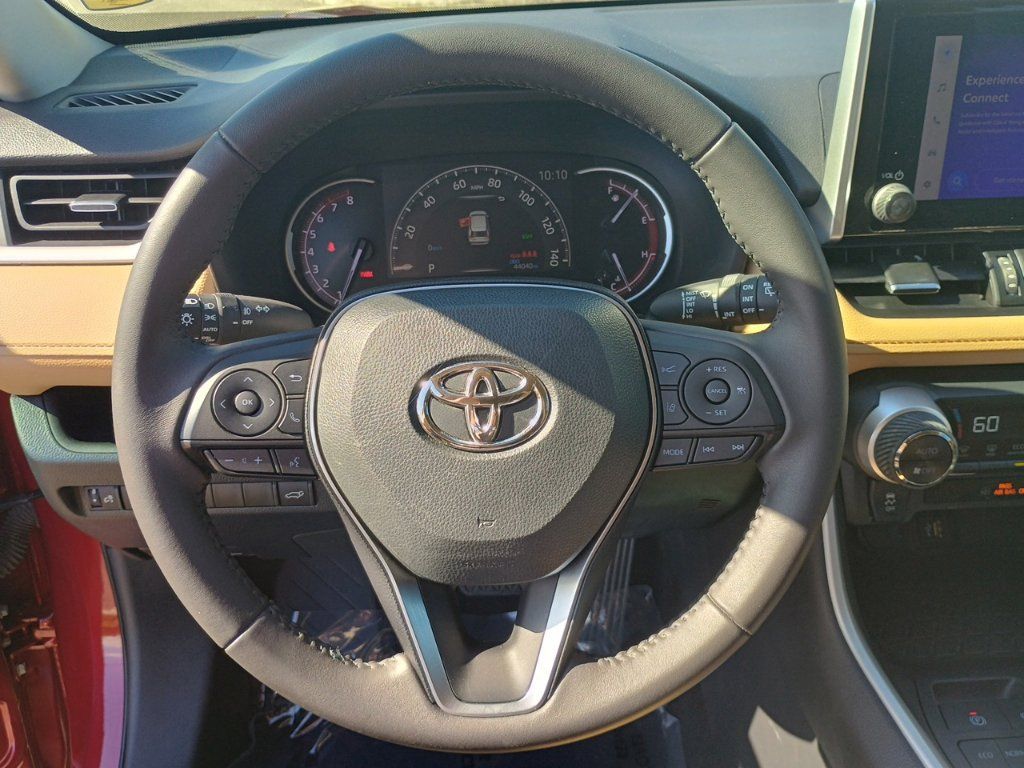 Used 2023 Toyota RAV4 XLE Premium FWD image 25