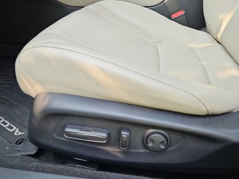 Used 2023 Honda Accord Touring image 25