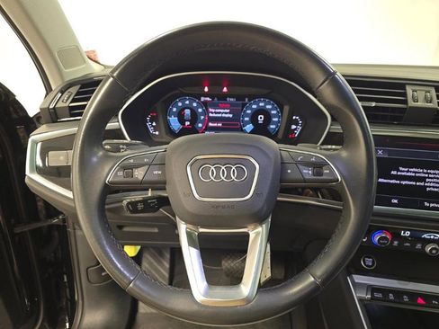 Used 2024 Audi Q3 2.0T Premium AWD/4WD image 6