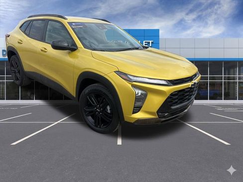 Used 2025 Chevrolet Trax ACTIV image 5