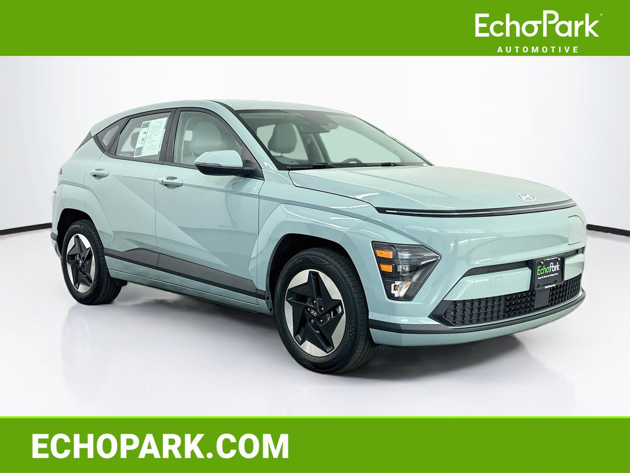 Used 2024 Hyundai Kona SE FWD image 1