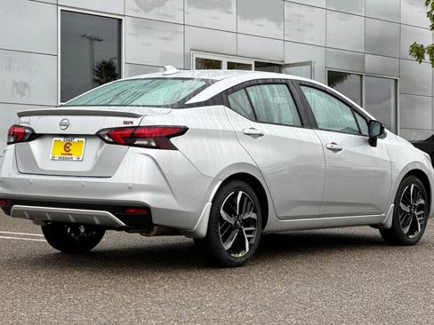 New 2025 Nissan Versa SR w/ Trunk Package image 5