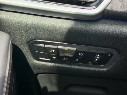 Used 2022 BMW X5 sDrive40i w/ M Sport Package RWD image 27