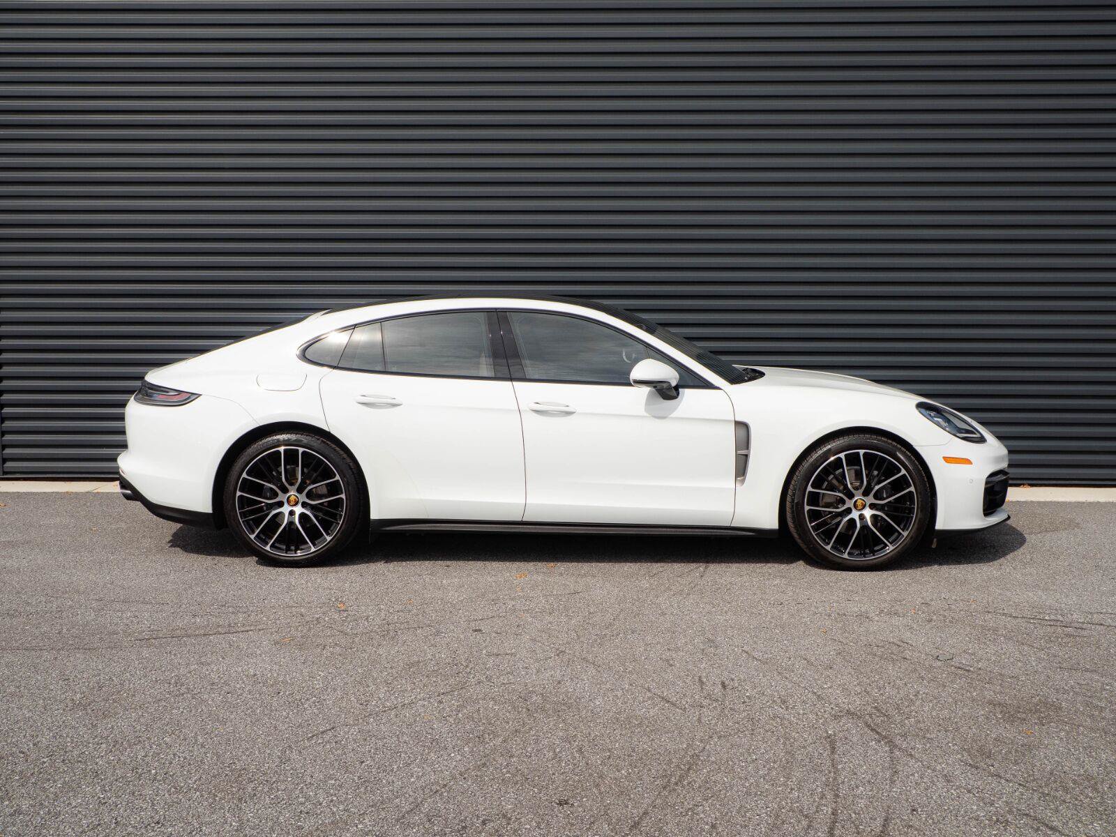 Used 2023 Porsche Panamera Platinum Edition RWD image 27