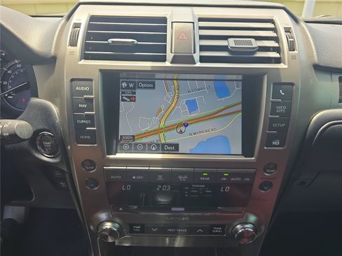 Used 2021 Lexus GX 460 Premium w/ Premium Package AWD/4WD image 17