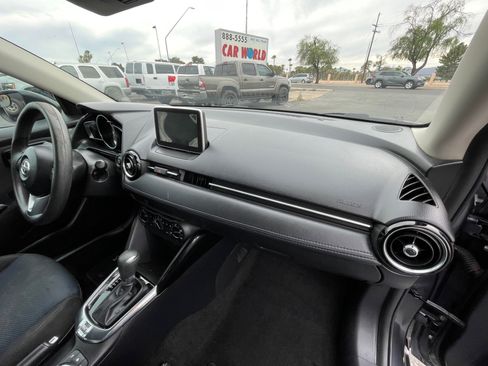 Used 2016 Scion iA FWD image 19