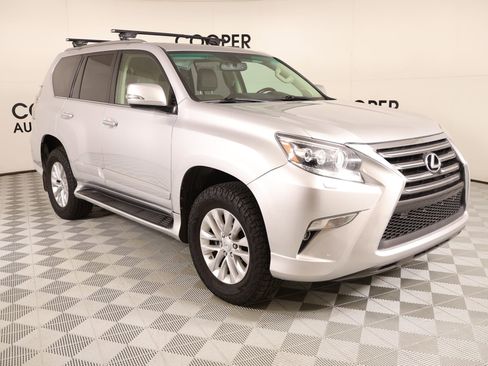 Used 2018 Lexus GX 460 Premium w/ Premium Package image 1