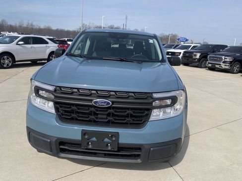 Used 2022 Ford Maverick XL image 2