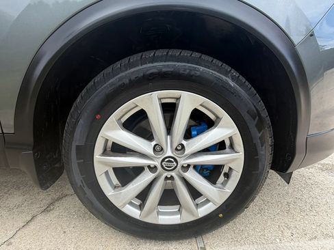 Used 2019 Nissan Rogue Sport SV FWD image 36