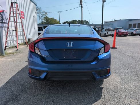 Used 2020 Honda Civic EX image 7
