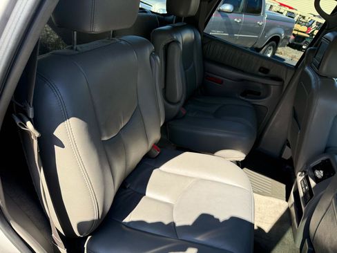 Used 2005 Chevrolet Tahoe LT w/ LT Preferred Equipment Group image 24