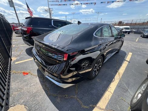 Used 2025 Hyundai Sonata SEL FWD image 4