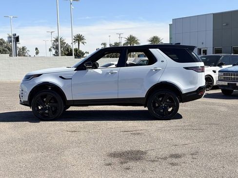 Used 2023 Land Rover Discovery S R-Dynamic image 30