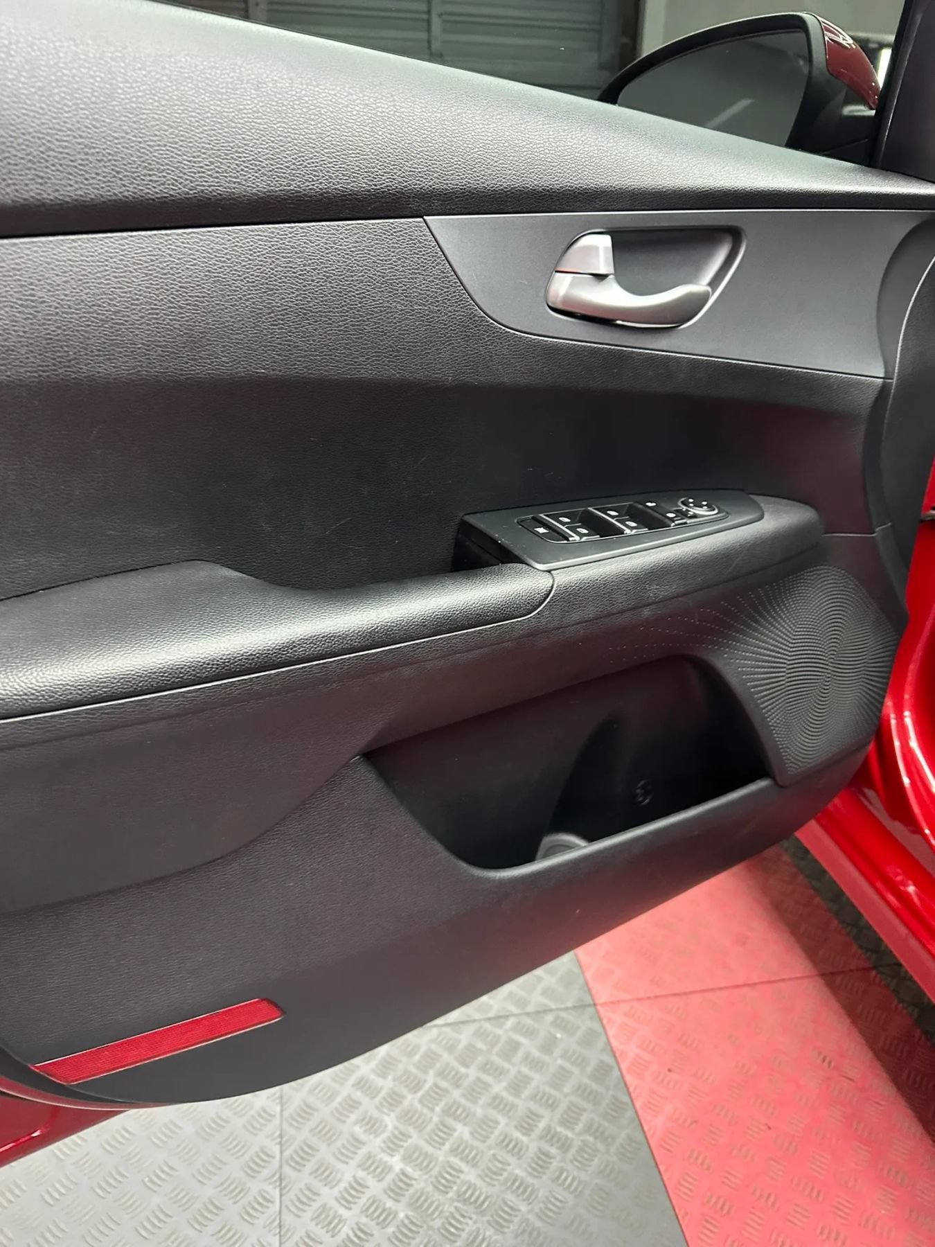 Used 2021 Kia Forte LXS FWD image 9