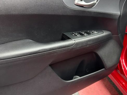 Used 2021 Kia Forte LXS FWD image 9
