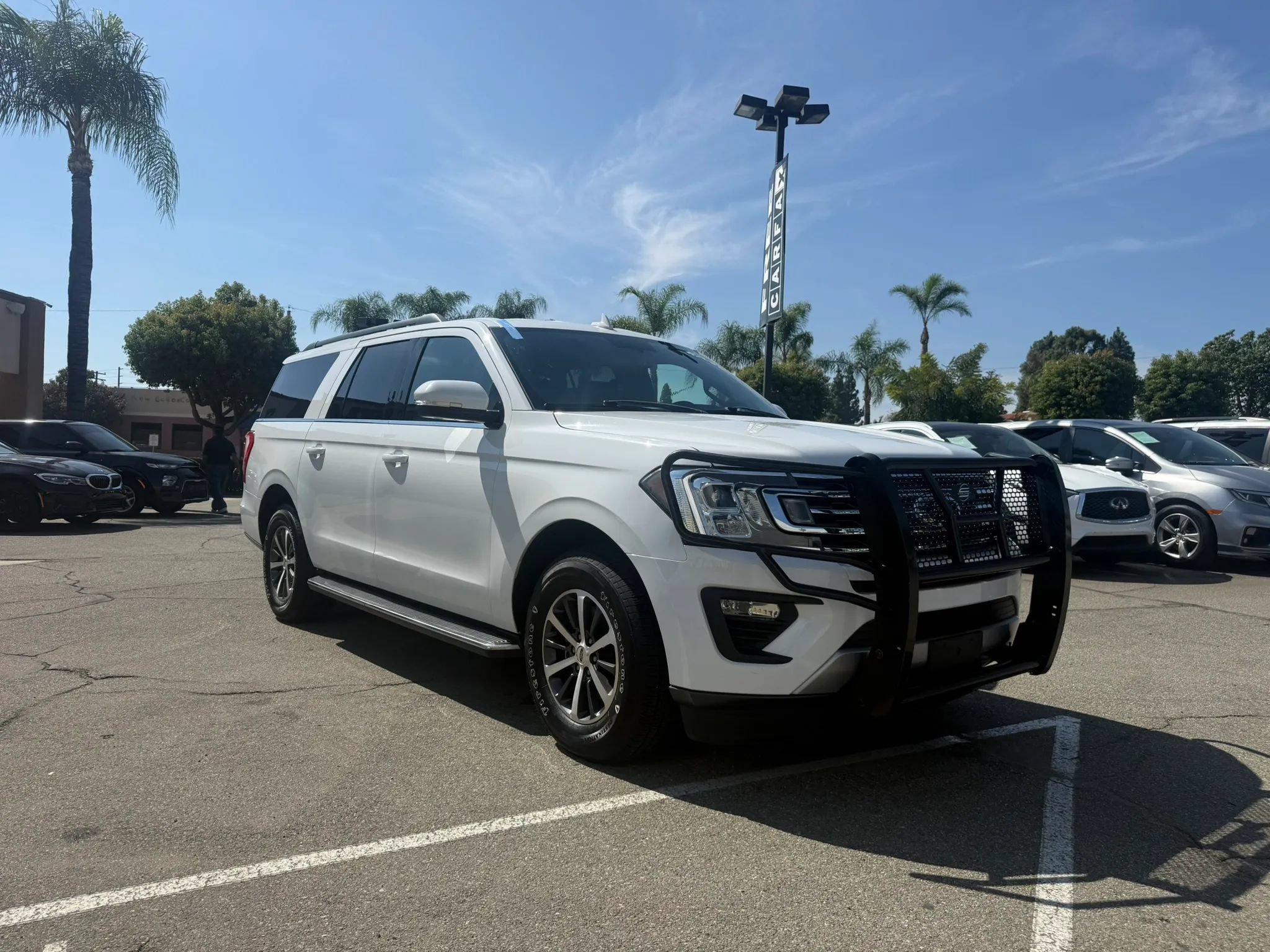 Used 2018 Ford Expedition Max XLT w/ Equipment Group 202A AWD/4WD image 7