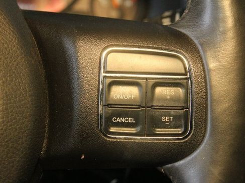 Used 2016 Jeep Patriot High Altitude image 20