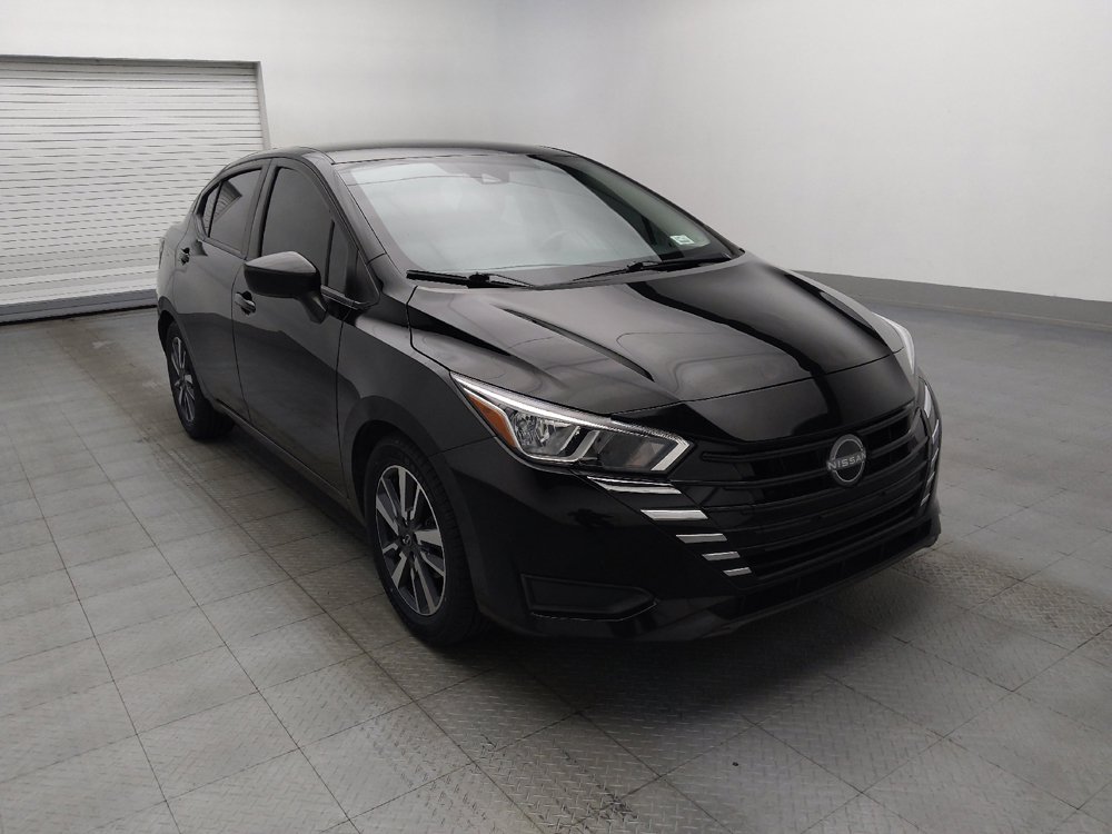 Used 2023 Nissan Versa SV FWD image 13
