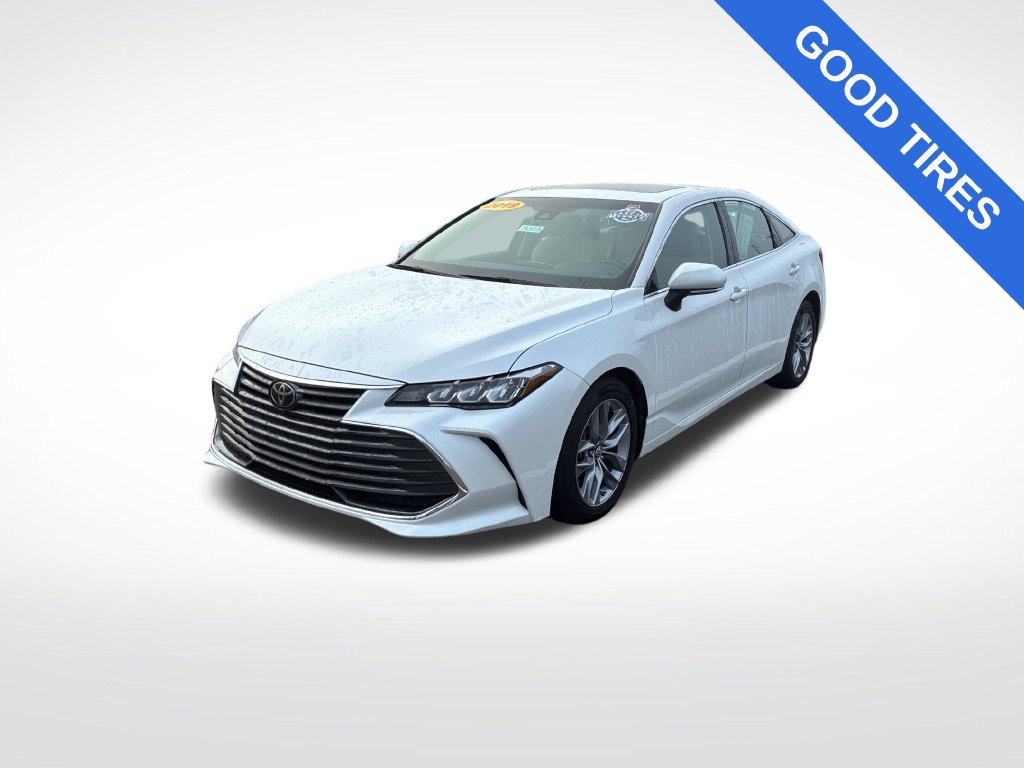 Used 2019 Toyota Avalon XLE w/ Moonroof Package FWD image 8