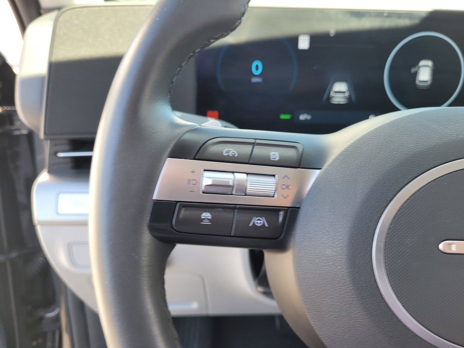 Used 2024 Hyundai Kona SEL FWD image 21