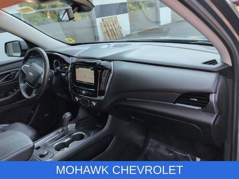 Used 2018 Chevrolet Traverse Premier AWD/4WD image 30