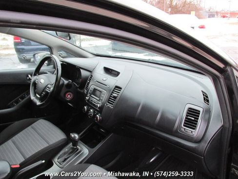 Used 2015 Kia Forte EX w/ Protection Package image 15